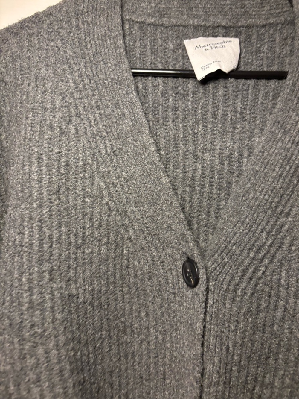 Abercrombie & Fitch Ribbed Cardigan Sweater - Picture 4 of 6